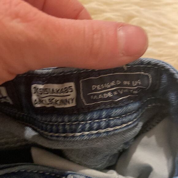 Miss Me Girls Ankle Skinny Denim Blue Jeans Distressed Butterfly Patches Sz 14 - Picture 4 of 13